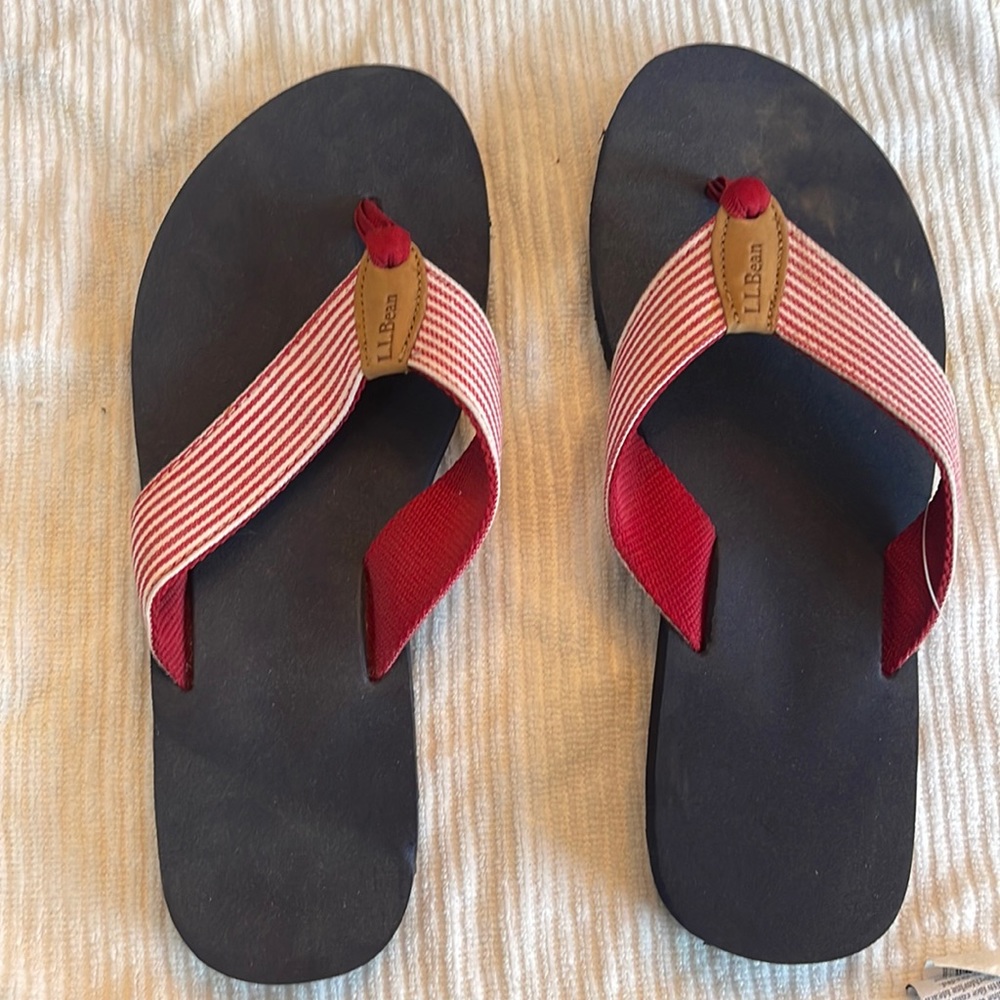 Womens LL Bean flip flops